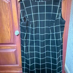 Jones New York Black Windowpane Midi Sheath Dress
